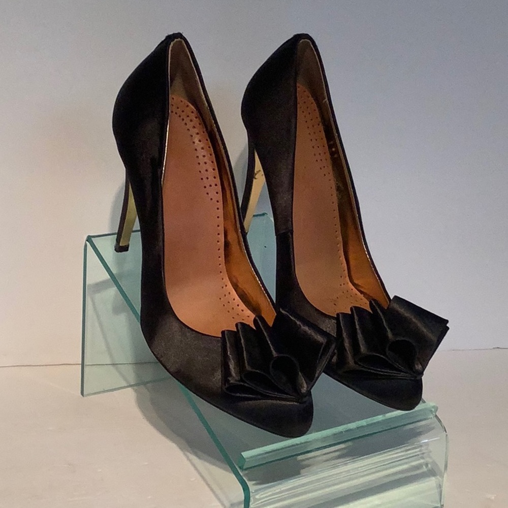 ted baker brooch heels